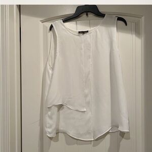 White flowy Violet & Claire extra large blouse 
#violet&claire